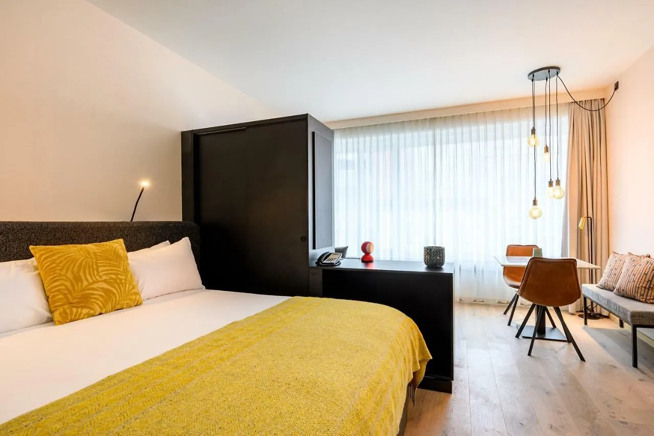 **** Hotel apartamentowy Premier Suites Antwerpia Belgia