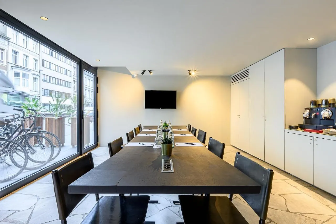 Premier Suites Antwerpia Belgia